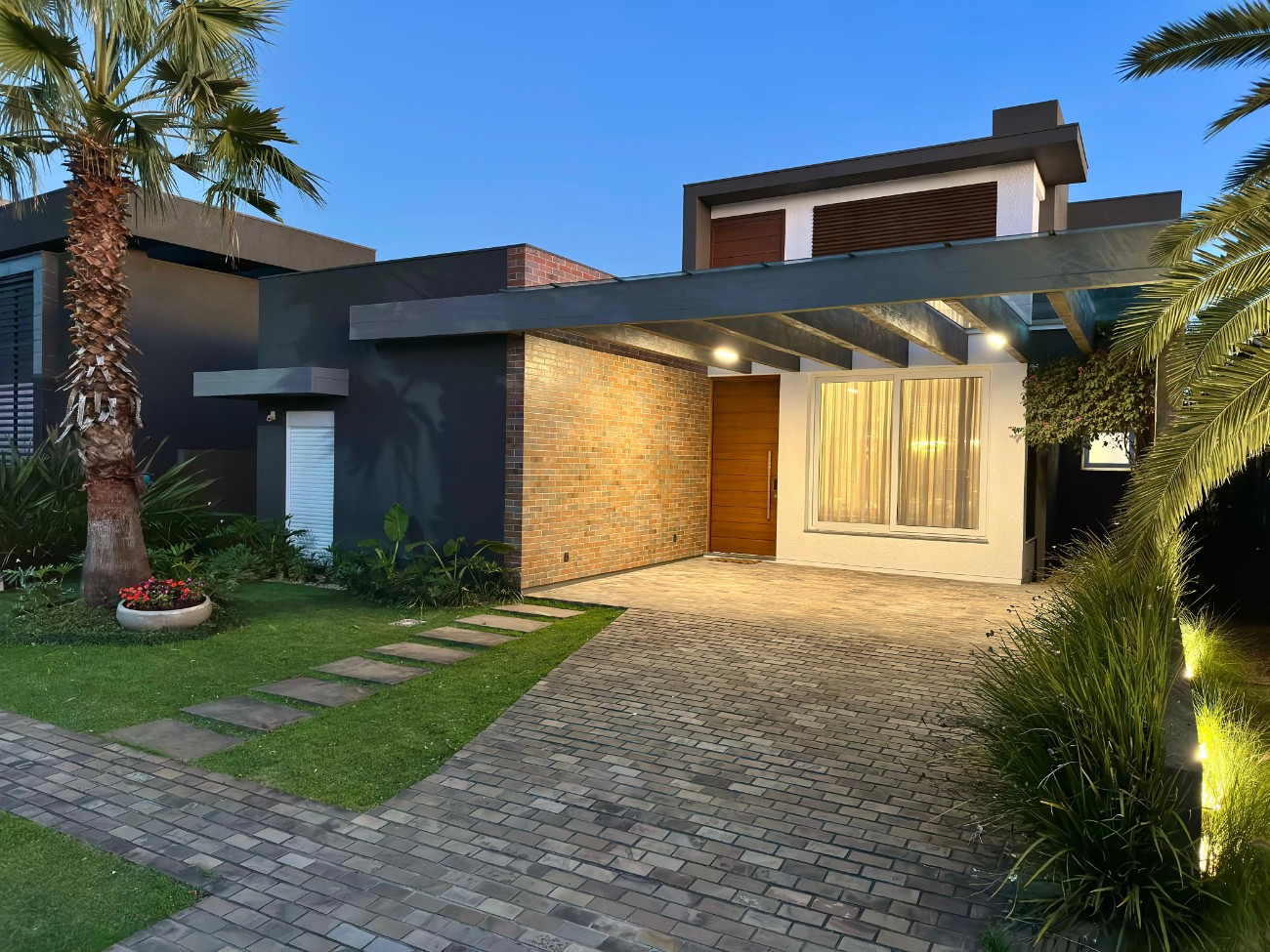 Casa em Condomínio 4 dormitórios para venda em Capão da Canoa | Ref.: 14287