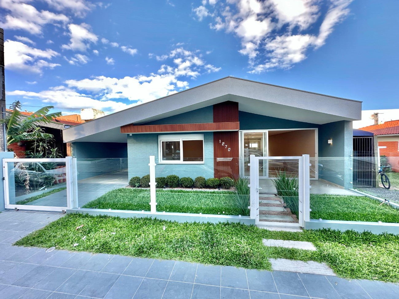 Casa 3 dormitórios para venda, Zona Nova em Capão da Canoa | Ref.: 14933