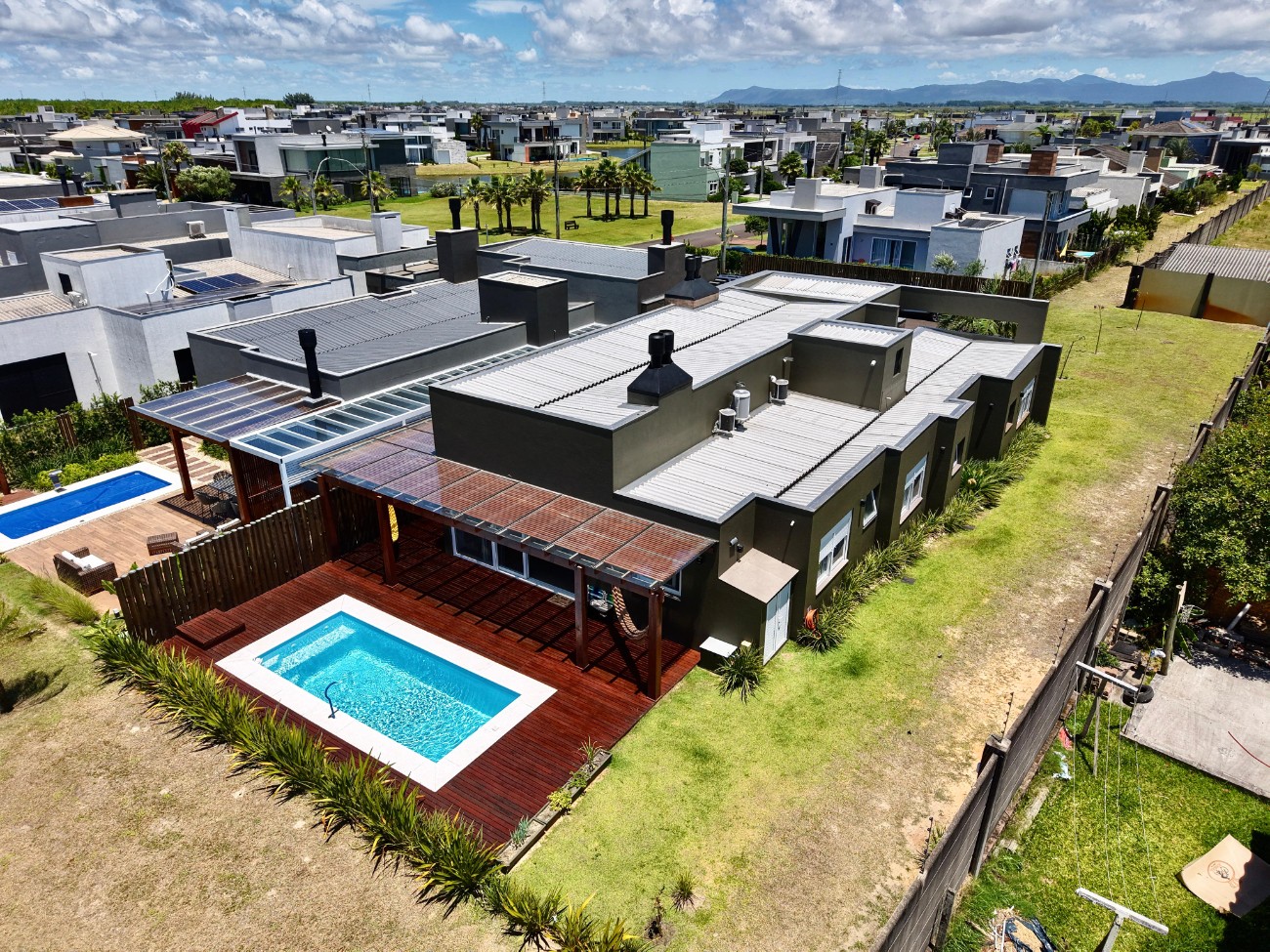 Casa em Condomínio 4 dormitórios para venda, RAINHA DO MAR  em Xangri-láav | Ref.: 14970