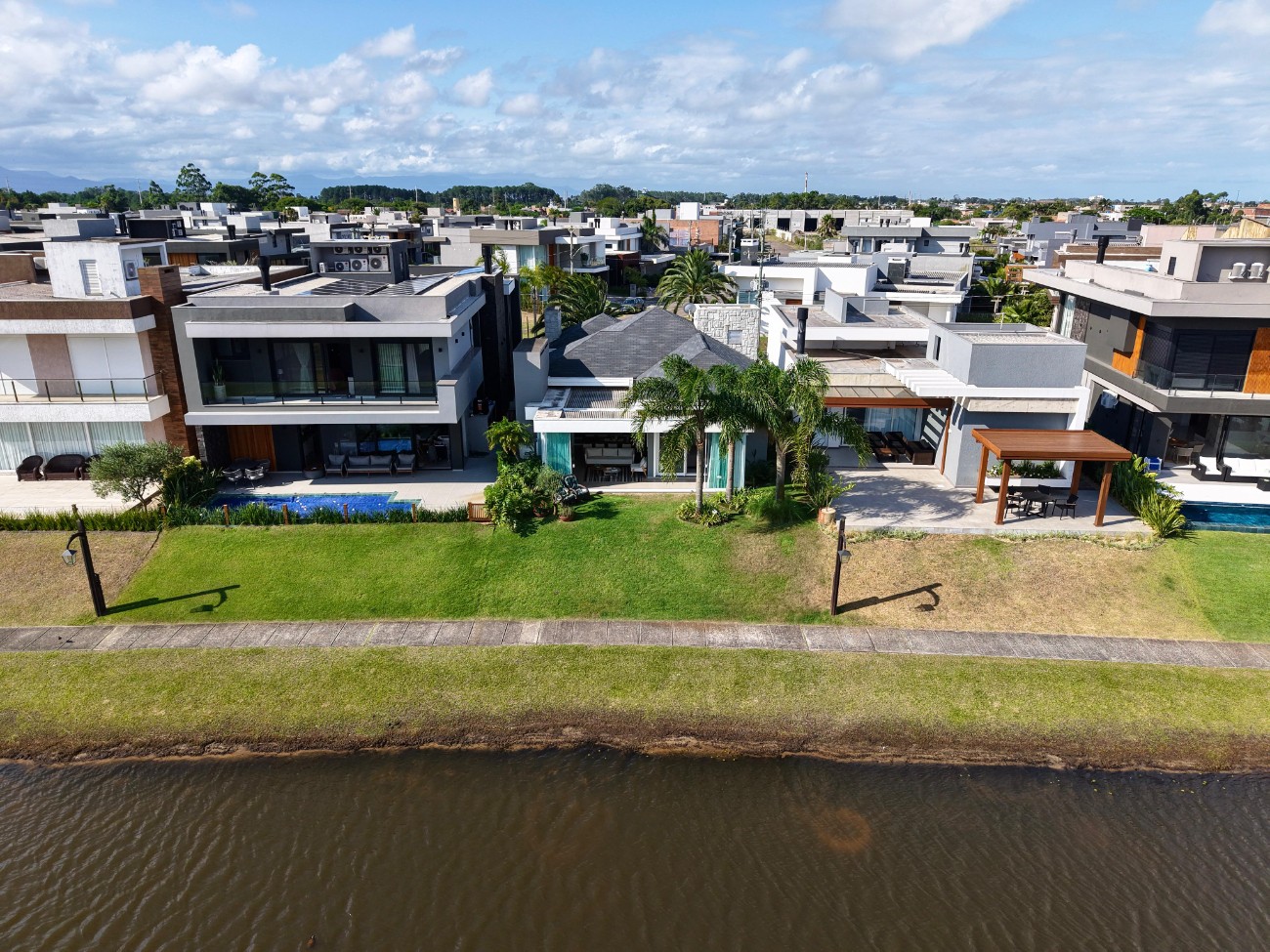 Casa em Condomínio 3 dormitórios para venda em Capão da Canoa | Ref.: 15004