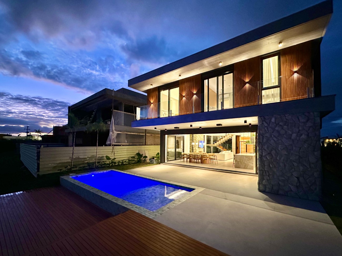 Casa em Condomínio 5 dormitórios para venda, Centro em Xangri-lá | Ref.: 15673