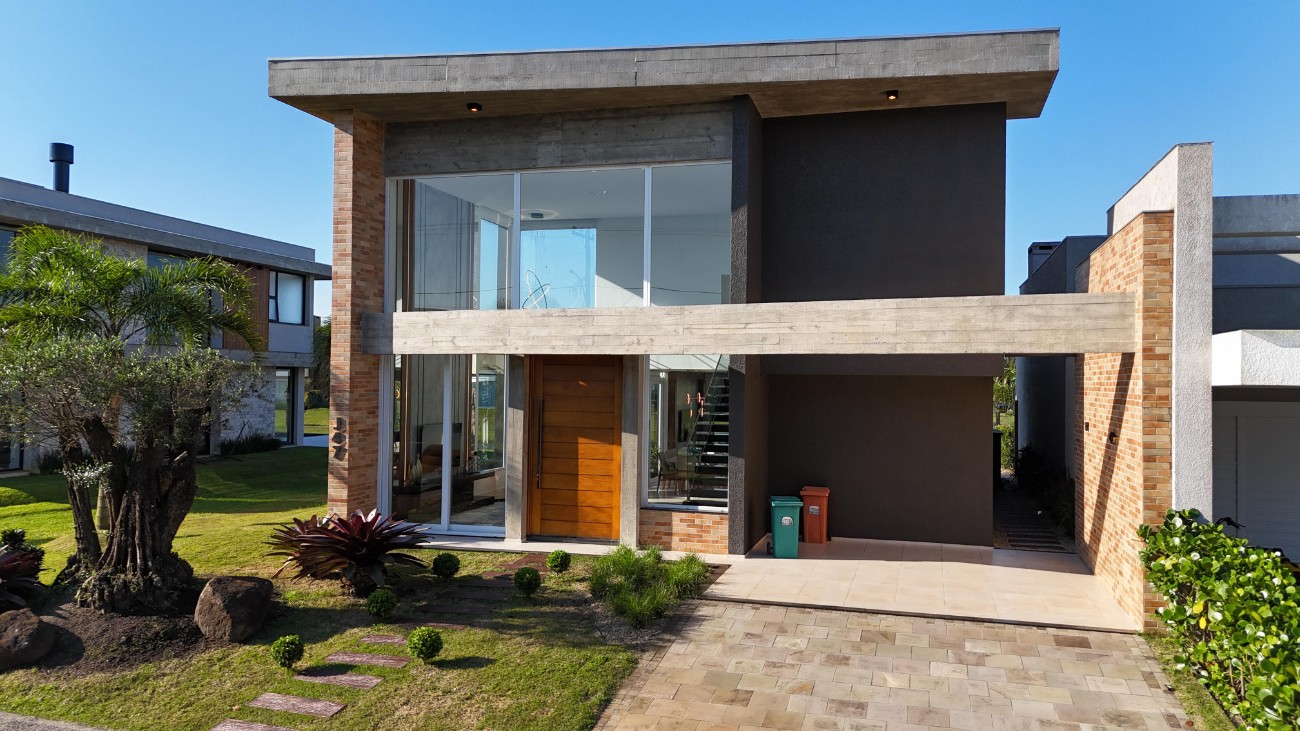 Casa em Condomínio 4 dormitórios para venda em Capão da Canoa | Ref.: 16468